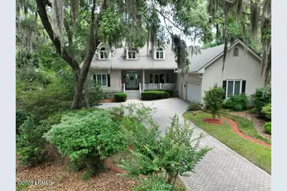 410 Island Circle E, Saint Helena Island, SC 29920 - Photo 2