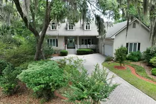 410 Island Cir E, Saint Helena Island, SC 29920 - Photo 2