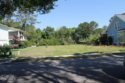 2238 B.E. Wheatley, Beaufort, SC 29902 - Photo 2