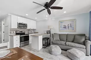 40 Folly Field Rd, Hilton Head Island, SC 29926 - Photo 2