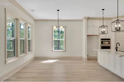 2422 Hermitage Road, Beaufort, SC 29902 - Photo 6