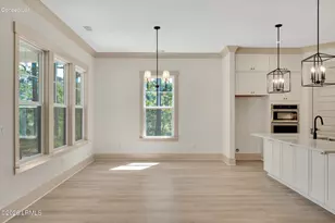 2422 Hermitage Rd, Beaufort, SC 29902 - Photo 6