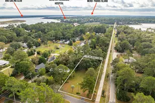 2422 Hermitage Rd, Beaufort, SC 29902 - Photo 16
