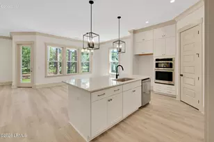 2422 Hermitage Rd, Beaufort, SC 29902 - Photo 4