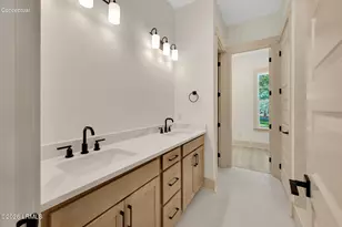 2422 Hermitage Rd, Beaufort, SC 29902 - Photo 10