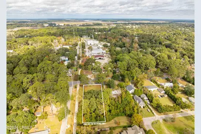 2422 Hermitage Road, Beaufort, SC 29902 - Photo 12