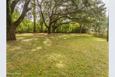 2422 Hermitage Road, Beaufort, SC 29902 - Photo 18