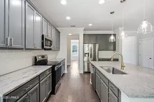 3674 Oyster Bluff Dr, Beaufort, SC 29907 - Photo 18
