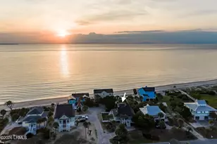 64 Harbor Dr N, Harbor Island, SC 29920 - Photo 4