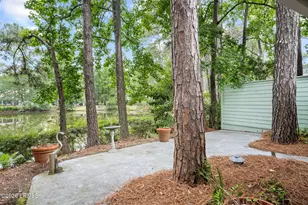 33 Victoria Dr, Hilton Head Island, SC 29926 - Photo 22