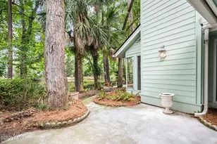 33 Victoria Dr, Hilton Head Island, SC 29926 - Photo 24