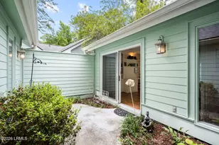 33 Victoria Dr, Hilton Head Island, SC 29926 - Photo 16