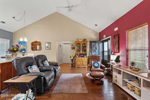 7 Kaminsky Ln, Beaufort, SC 29906 - Photo 6