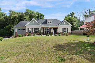 7 Kaminsky Ln, Beaufort, SC 29906 - Photo 2