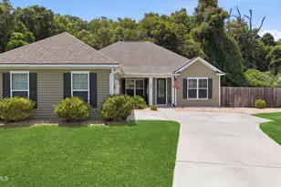 4038 Sage Dr, Beaufort, SC 29907 - Photo 2
