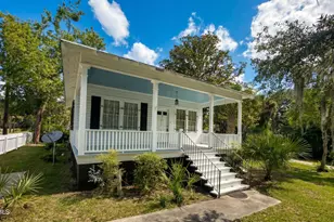 409 Church St, Beaufort, SC 29902 - Photo 2