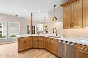 636 S Reeve Rd, Saint Helena Island, SC 29920 - Photo 20
