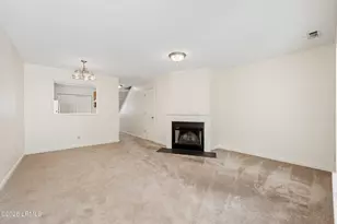 102 Tamara Ln, Port Royal, SC 29935 - Photo 4