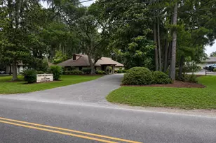 22 Sams Point Way, Beaufort, SC 29907 - Photo 1