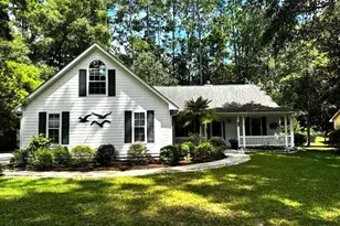 60 Thomas Sumter St, Beaufort, SC 29907 - Photo 1