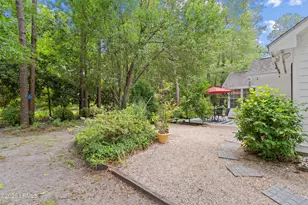 60 Thomas Sumter St, Beaufort, SC 29907 - Photo 34