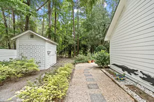 60 Thomas Sumter St, Beaufort, SC 29907 - Photo 40