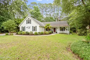 60 Thomas Sumter St, Beaufort, SC 29907 - Photo 1
