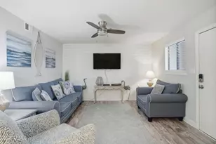 663 William Hilton Pkwy, Hilton Head Island, SC 29928 - Photo 10