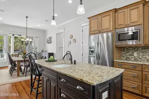 40 River Pl, Beaufort, SC 29906 - Photo 16