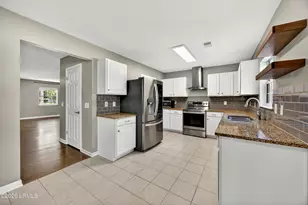 41 Lakeside Dr, Bluffton, SC 29910 - Photo 10