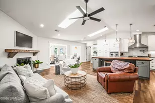 2255 Plantation Dr, Beaufort, SC 29902 - Photo 8