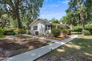 2420 Pine Ct N, Beaufort, SC 29902 - Photo 28