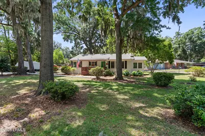 2420 Pine Court N, Beaufort, SC 29902 - Photo 2