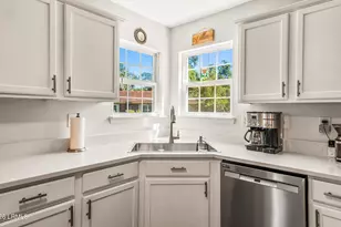 2101 Wilson Dr, Beaufort, SC 29902 - Photo 14
