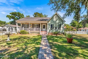 2101 Wilson Dr, Beaufort, SC 29902 - Photo 1