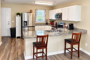 14 Bay Breeze Ln, Beaufort, SC 29907 - Photo 2