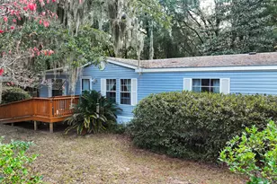 21 Mixon Rd, Saint Helena Island, SC 29920 - Photo 2