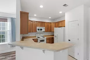 8 Winterberry Ln, Bluffton, SC 29910 - Photo 10