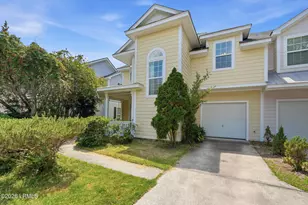 8 Winterberry Ln, Bluffton, SC 29910 - Photo 2