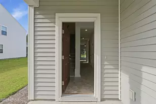 7 Woodland Ct, Bluffton, SC 29910 - Photo 4