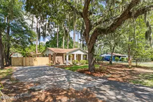 1813 Drayton Dr, Port Royal, SC 29935 - Photo 38