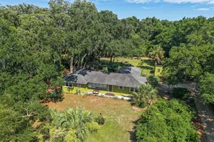 16 Oakland Dr, Saint Helena Island, SC 29920 - Photo 2