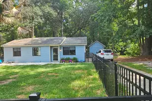 4001 Hodge Dr, Beaufort, SC 29906 - Photo 2