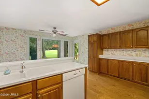 635 S Reeve Rd, Saint Helena Island, SC 29920 - Photo 20