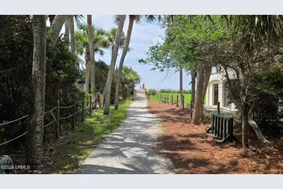 387 Tarpon Boulevard, Ladys Island, SC 29920 - Photo 4