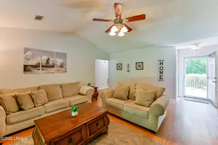 33 Star Magnolia Dr, Beaufort, SC 29907 - Photo 8