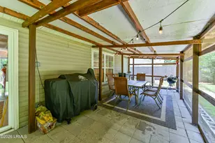 33 Star Magnolia Dr, Beaufort, SC 29907 - Photo 6