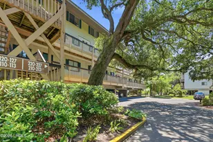 156 Dillon Rd, Hilton Head, SC 29926 - Photo 1