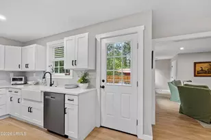 1119 Lafayette St, Beaufort, SC 29902 - Photo 14