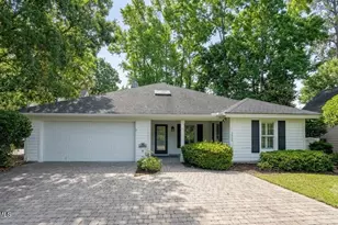 1305 Rowland Dr, Saint Helena Island, SC 29920 - Photo 2